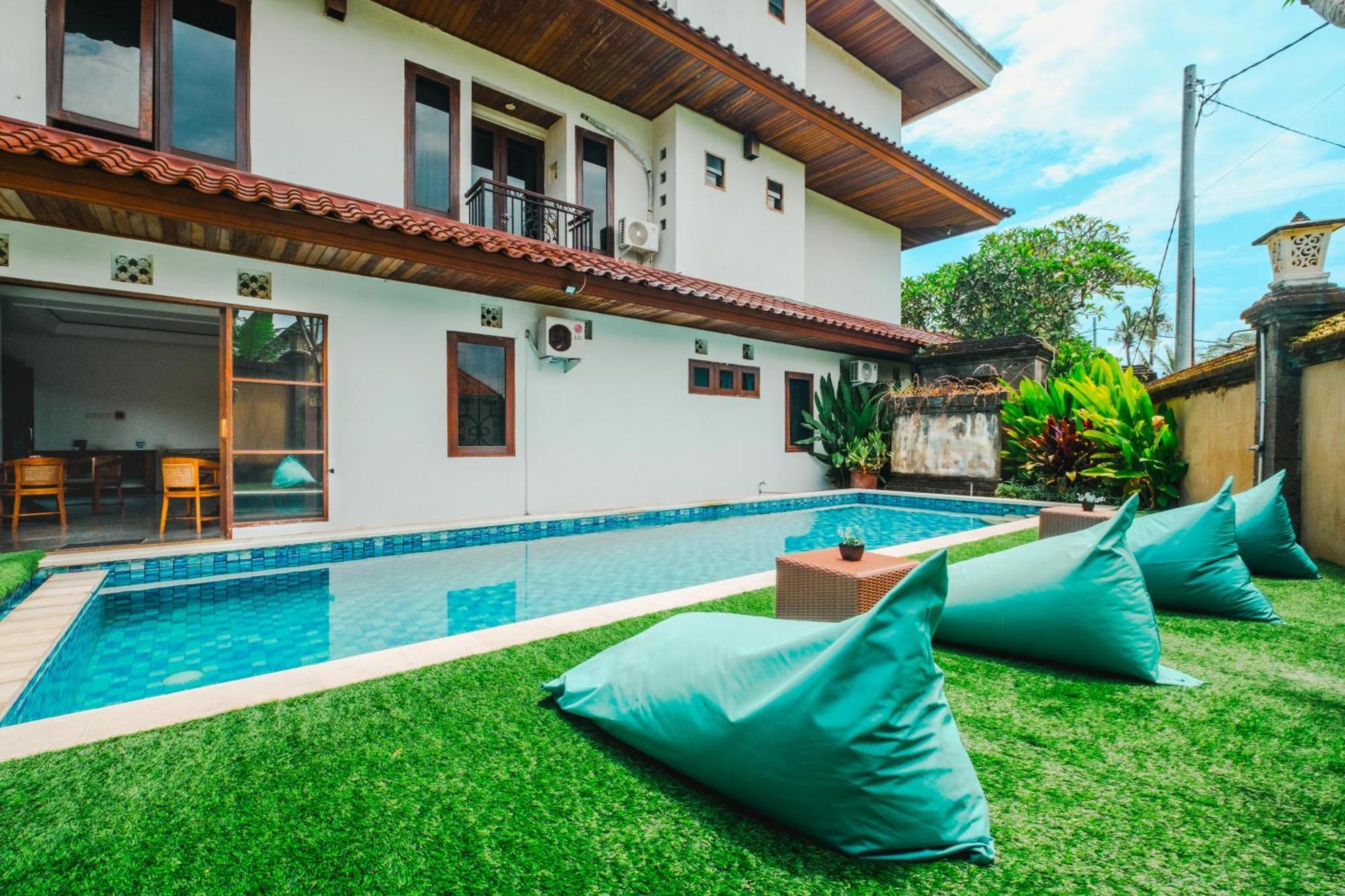 Starloka Saba Bali Hotel Blahbatu Ngoại thất bức ảnh